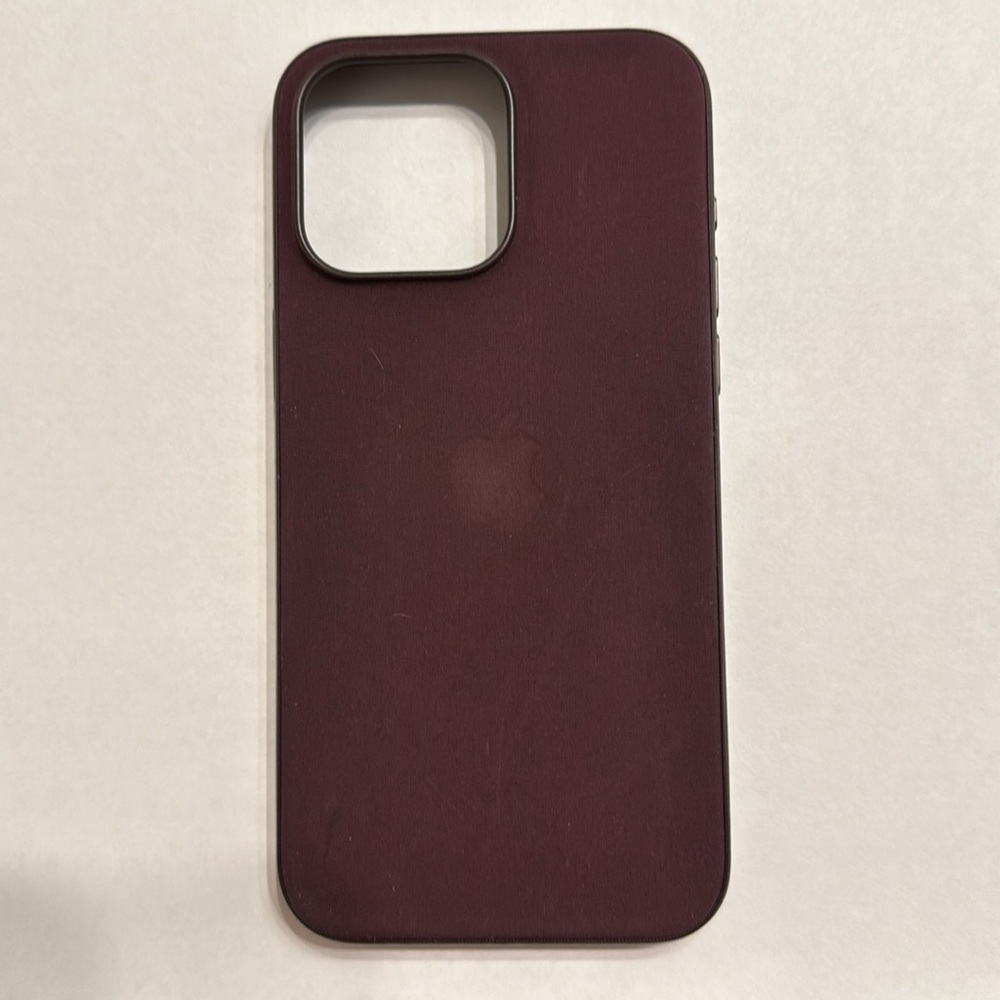 iPhone 15 Pro Max FineWoven Case with MagSafe - Mulberry - Picture 2 of 4